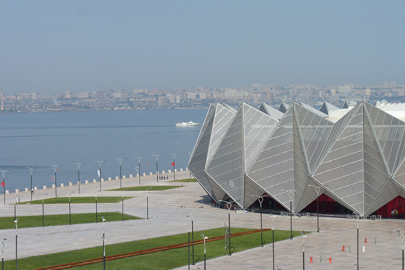 PTFE膜材有什么特點(diǎn)？為什么ptfe膜結(jié)構(gòu)被稱為永久膜結(jié)構(gòu)？