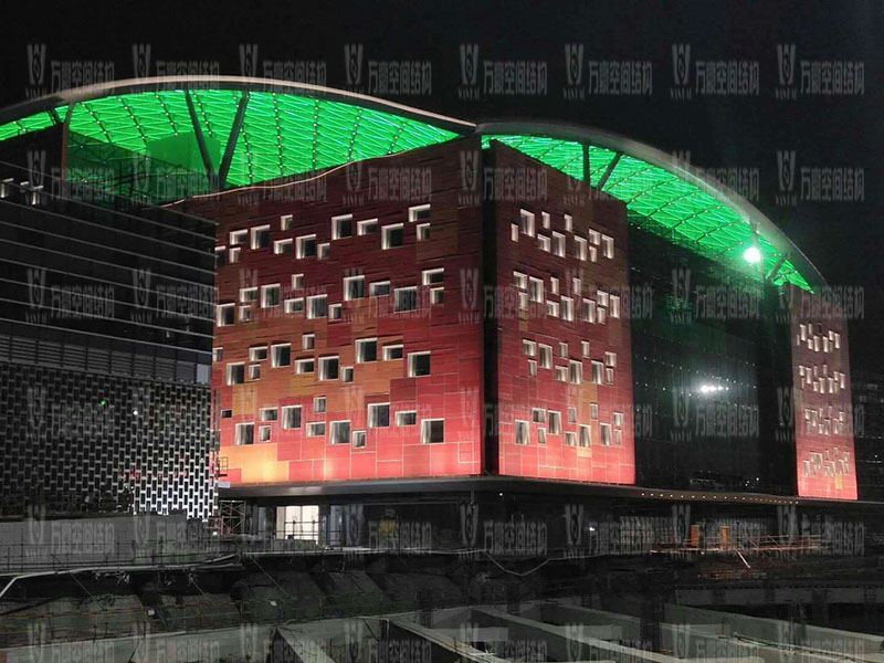 ETFE膜結(jié)構(gòu)有什么特點(diǎn)？?ETFE膜結(jié)構(gòu)可用于哪些建筑？