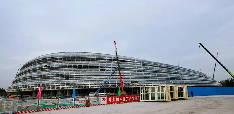 速滑館 “冰絲帶” 首度亮燈 速滑館 “冰絲帶” 首度亮燈