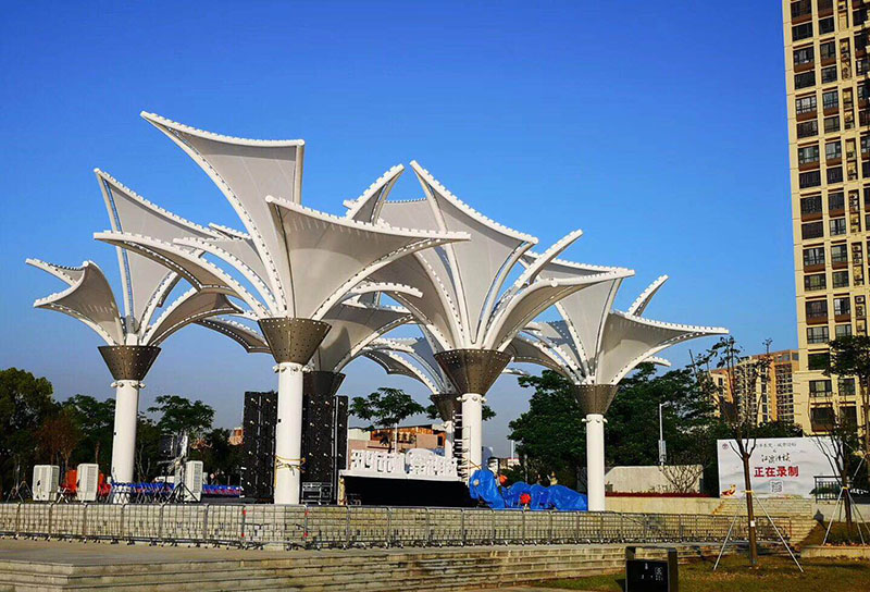 ptfe膜結(jié)構(gòu)工程有什么優(yōu)點？ptfe膜結(jié)構(gòu)工程單價怎么算的？