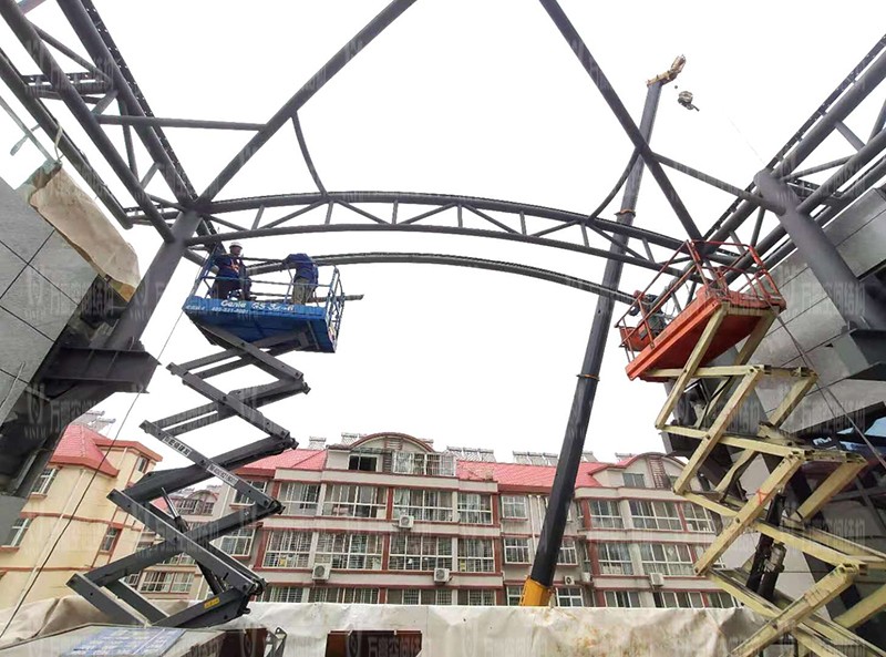 新泰卓越·財富廣場異型鋼結(jié)構(gòu)項目 新泰卓越·財富廣場異型鋼結(jié)構(gòu)項目