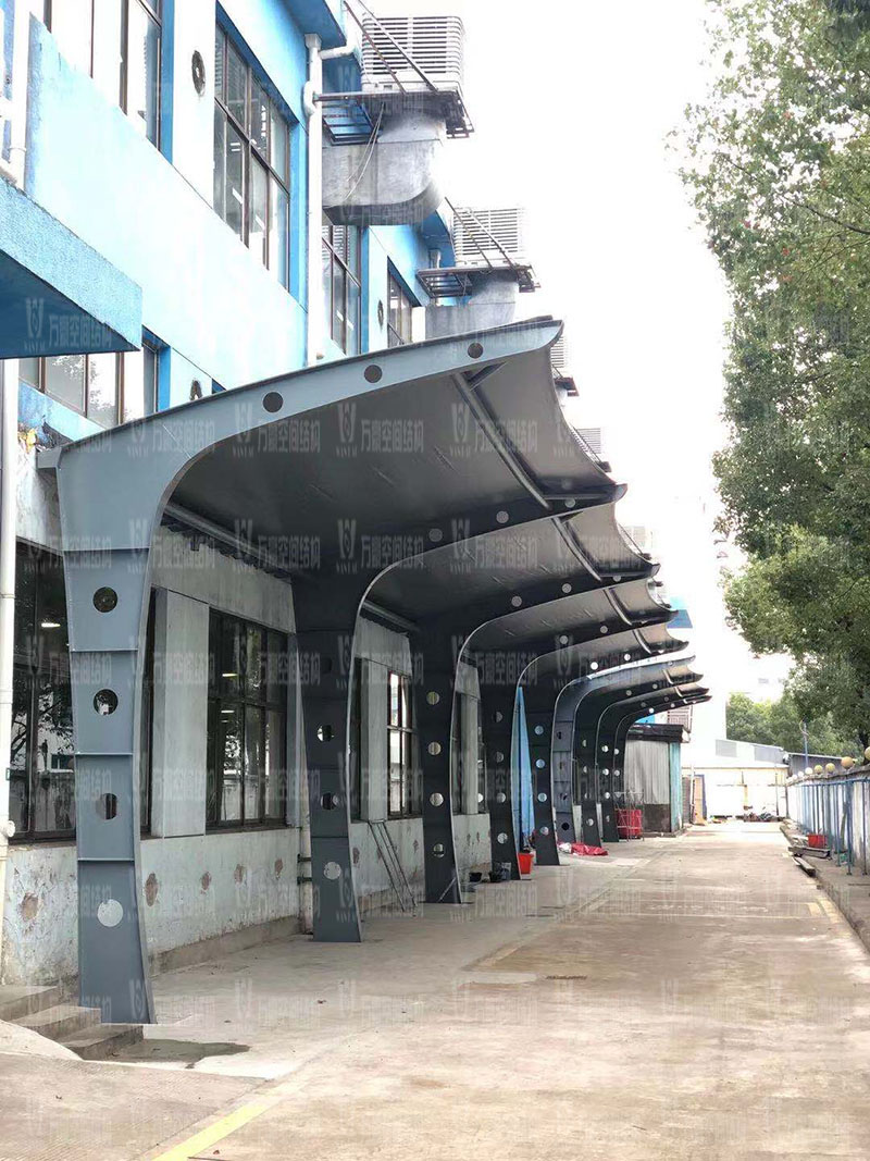 膜結構車棚的價格是如何計算出來的呢？影響膜結構車棚價格的因素有哪些？