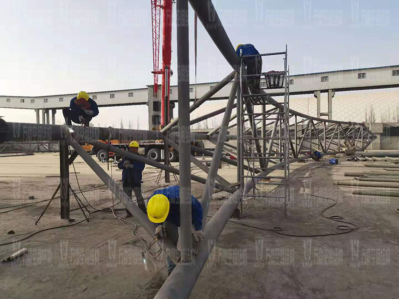 內(nèi)蒙能源長城五礦選煤廠鋼骨架膜棚建設(shè)項(xiàng)目鋼結(jié)構(gòu)施工中 內(nèi)蒙能源長城五礦選煤廠鋼骨架膜棚建設(shè)項(xiàng)目鋼結(jié)構(gòu)施工中