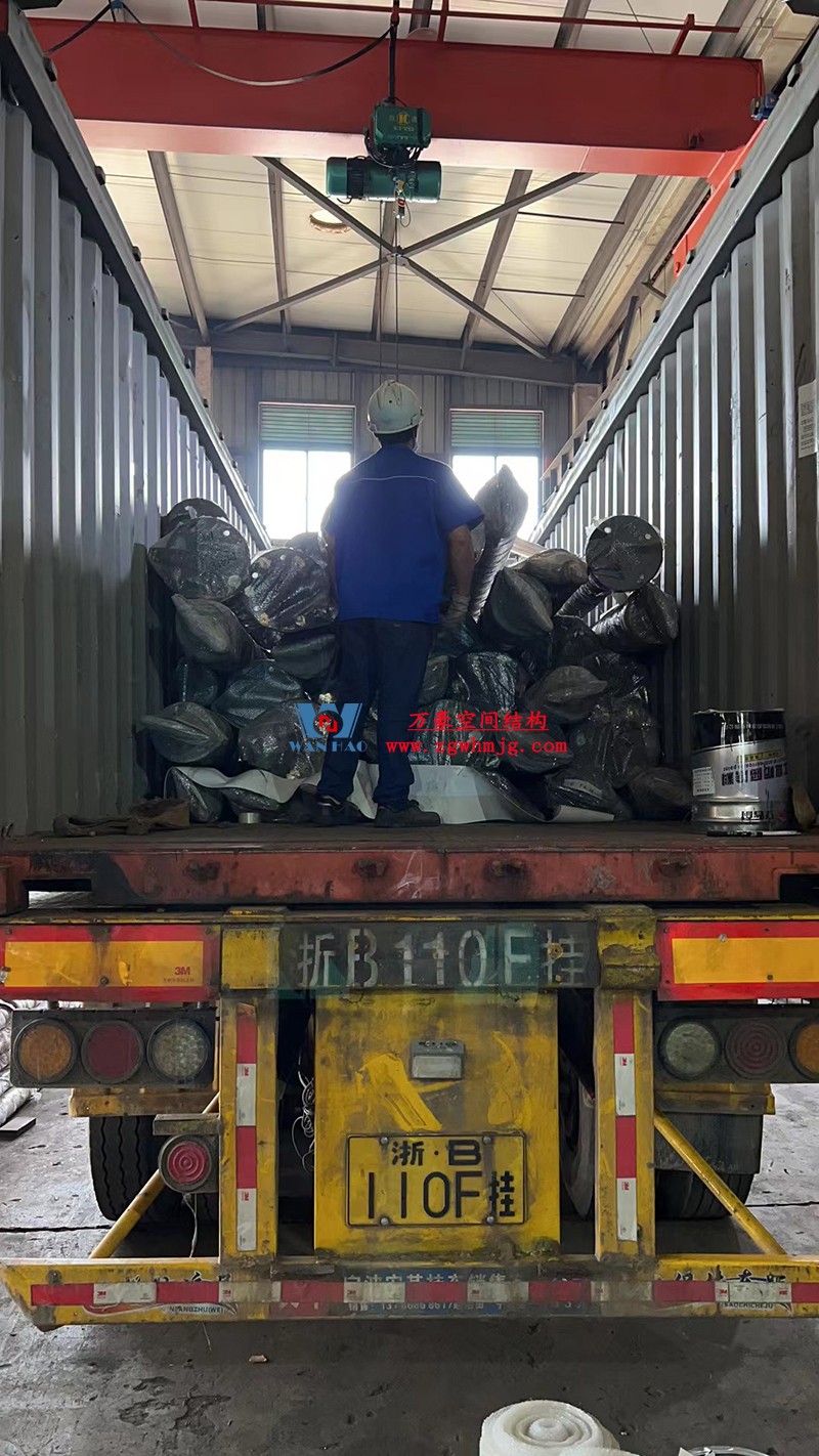 澳洲網(wǎng)球場加蓋項目開始出貨