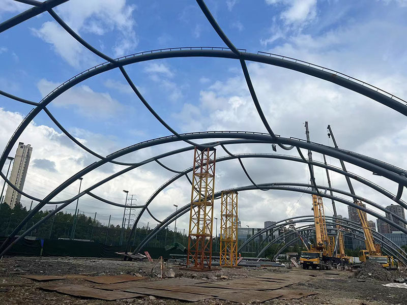 萬豪空間結(jié)構(gòu)員工到寧波諾丁漢大學(xué)室外運動膜結(jié)構(gòu)項目學(xué)習(xí)交流 萬豪空間結(jié)構(gòu)員工到寧波諾丁漢大學(xué)室外運動膜結(jié)構(gòu)項目學(xué)習(xí)交流