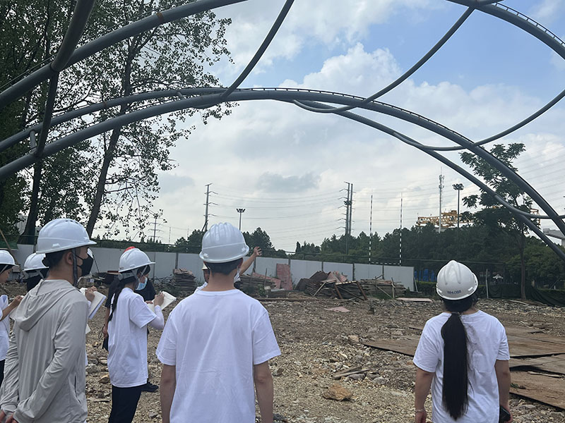 萬豪空間結(jié)構(gòu)員工到寧波諾丁漢大學(xué)室外運動膜結(jié)構(gòu)項目學(xué)習(xí)交流 萬豪空間結(jié)構(gòu)員工到寧波諾丁漢大學(xué)室外運動膜結(jié)構(gòu)項目學(xué)習(xí)交流