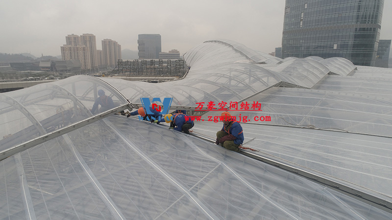遵義高鐵新城ETFE天幕膜結(jié)構(gòu)項目 遵義高鐵新城ETFE天幕膜結(jié)構(gòu)項目
