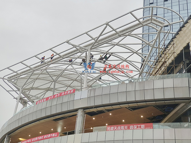 明宇廣場(chǎng)6號(hào)地塊商業(yè)（萬(wàn)達(dá)廣場(chǎng)）改造項(xiàng)目鋼膜結(jié)構(gòu)ETFE蓋頂天幕工程