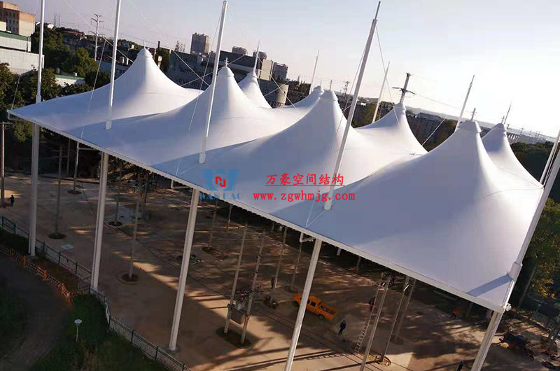 膜結(jié)構(gòu)工程抗風(fēng)能力強不強 膜結(jié)構(gòu)工程抗風(fēng)能力強不強