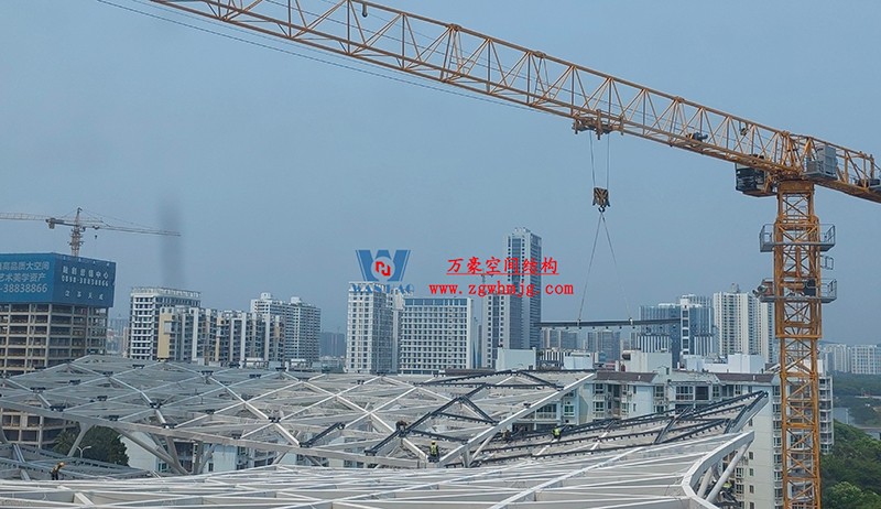 勞動(dòng)最光榮，致敬一線工作者！