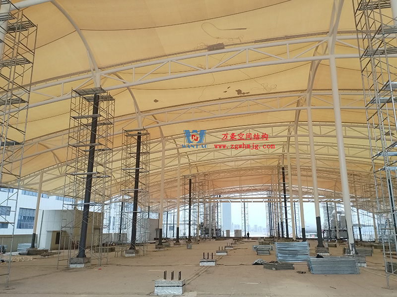 浙江真愛(ài)毯業(yè)科技有限公司廠房三屋面膜結(jié)構(gòu)工程完工大吉！