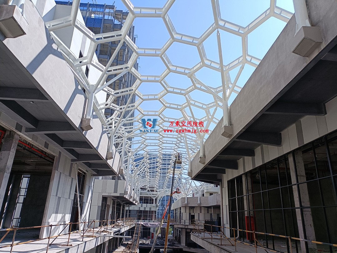 已完工，這個ETFE氣枕商業(yè)天幕閃亮登場！