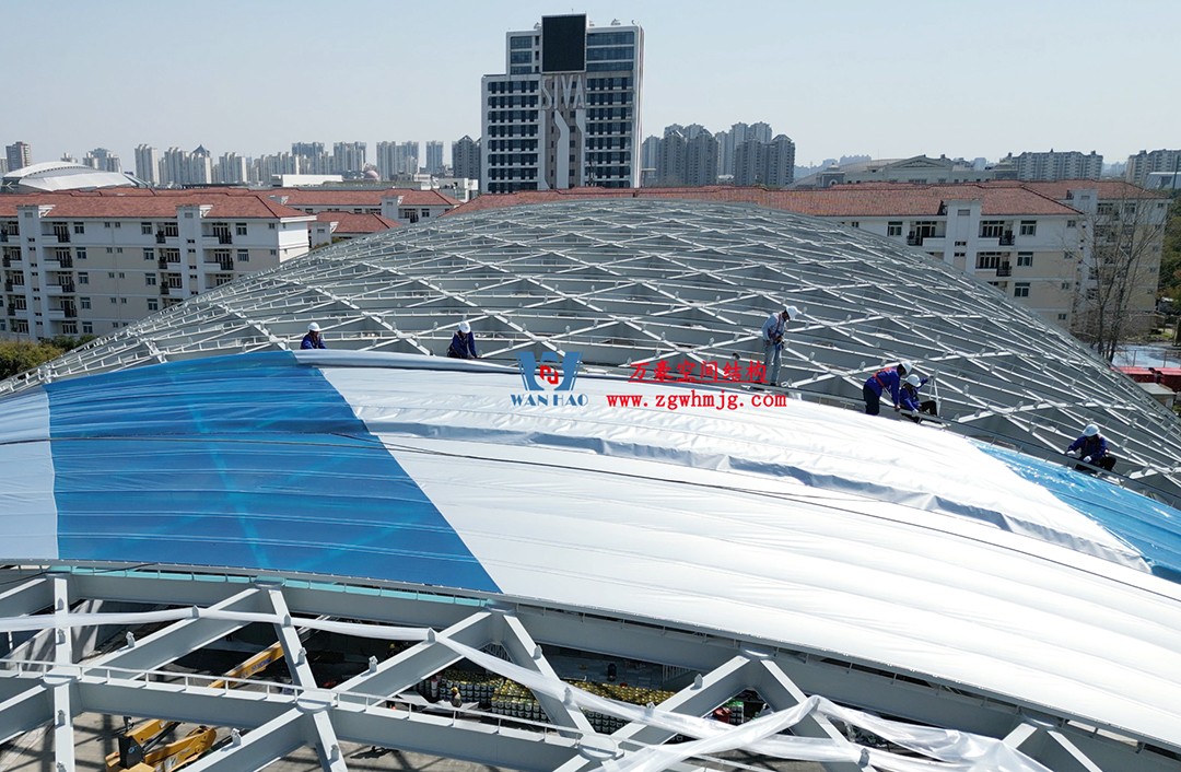 上海工程技術(shù)大學(xué)松江校區(qū)風(fēng)雨操場(chǎng)ETFE膜結(jié)構(gòu)項(xiàng)目 上海工程技術(shù)大學(xué)松江校區(qū)風(fēng)雨操場(chǎng)ETFE膜結(jié)構(gòu)項(xiàng)目