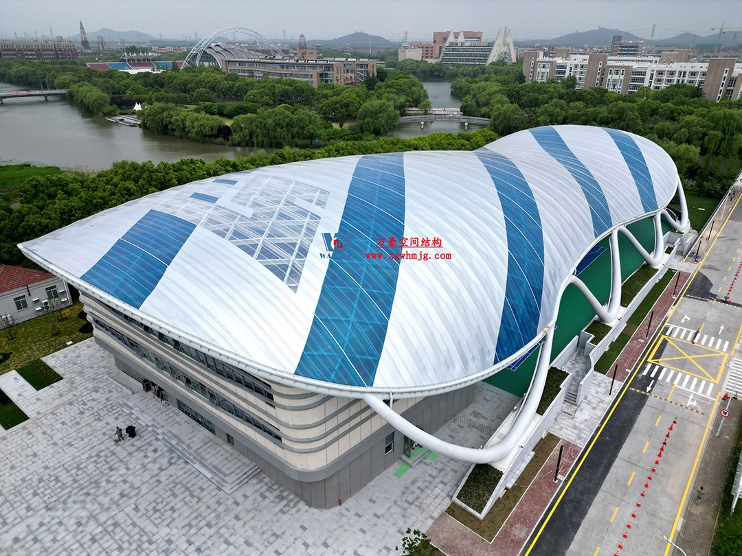 上海工程技術(shù)大學(xué)松江校區(qū)風(fēng)雨操場(chǎng)ETFE膜結(jié)構(gòu)項(xiàng)目 上海工程技術(shù)大學(xué)松江校區(qū)風(fēng)雨操場(chǎng)ETFE膜結(jié)構(gòu)項(xiàng)目