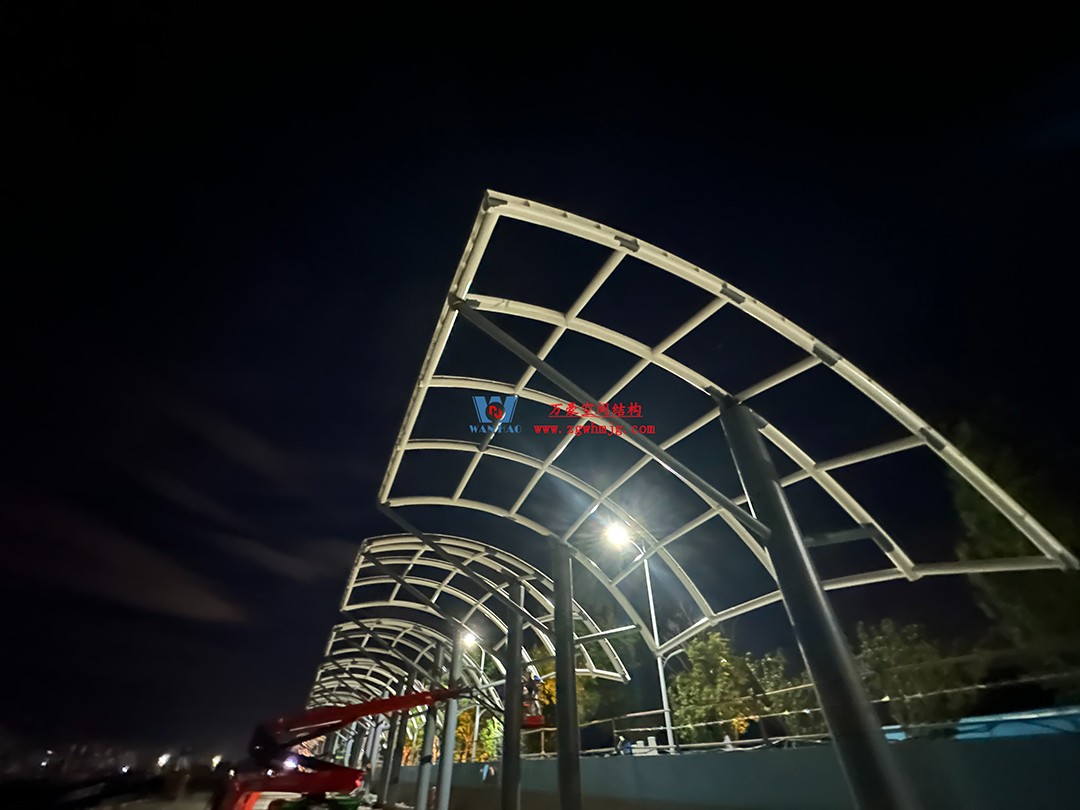 全面加速建設(shè)，創(chuàng)建優(yōu)質(zhì)精品工程