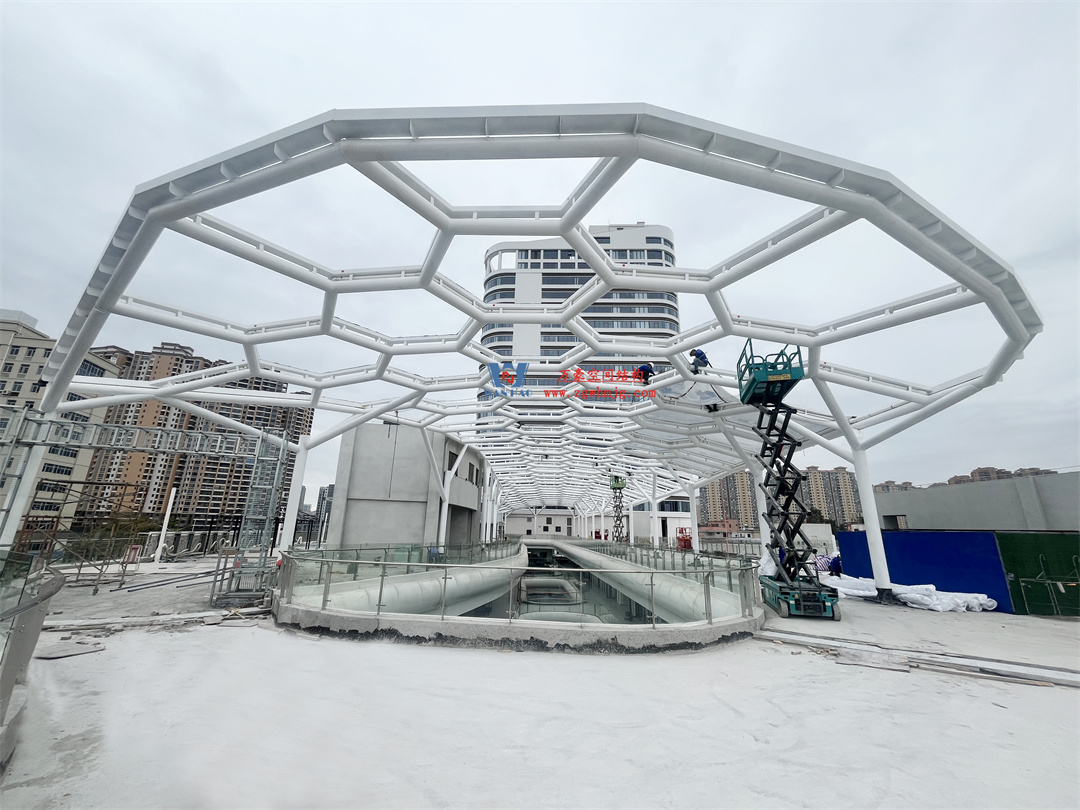 茂名總匯天街ETFE氣枕商業(yè)天幕，打造光影藝術(shù)“場景”