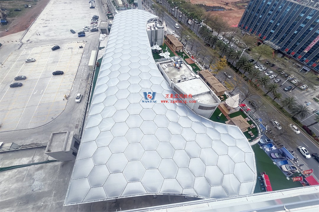 茂名總匯天街ETFE氣枕商業(yè)天幕，打造光影藝術(shù)“場景”