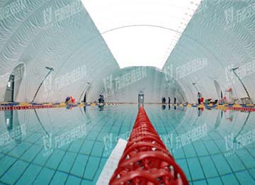 充氣膜游泳館好用嗎？充氣膜結(jié)構(gòu)游泳館有哪些優(yōu)點(diǎn)特點(diǎn)？