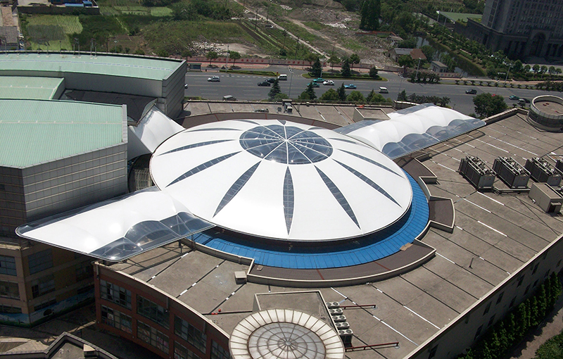 什么是PTFE膜結(jié)構(gòu)屋面？PTFE膜結(jié)構(gòu)屋面分類特點(diǎn)具體是怎樣的？