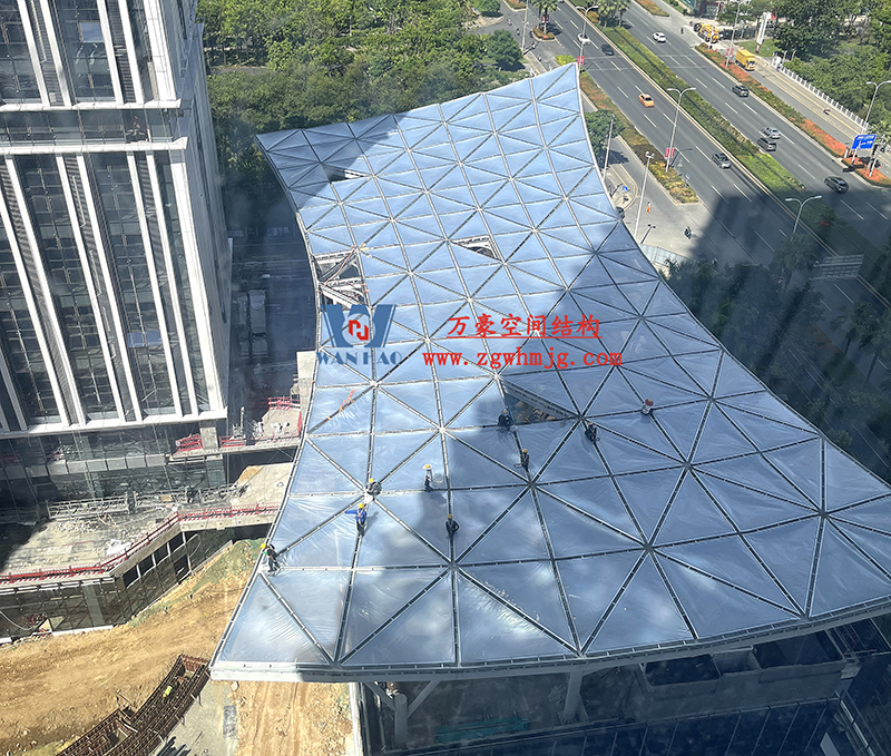 縱使烈日炎炎，腳步從未止歇！海南這個(gè)ETFE氣枕膜項(xiàng)目施工進(jìn)度有最新消息