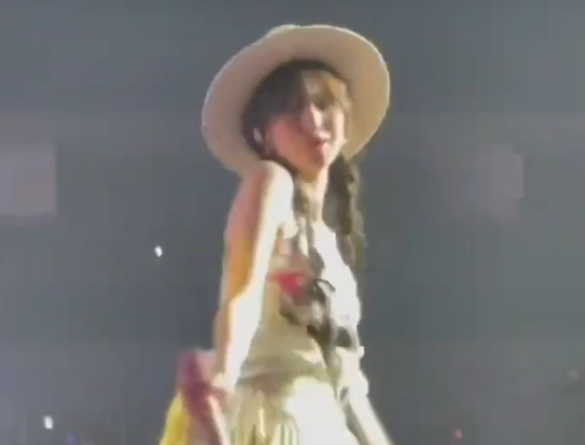 張元英轉圈挑戰(zhàn)