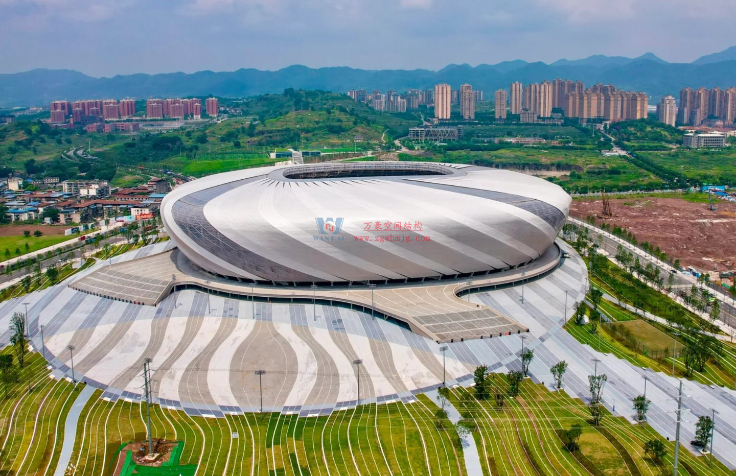 超震撼！重慶龍興足球場(chǎng)嗨聲響徹云霄