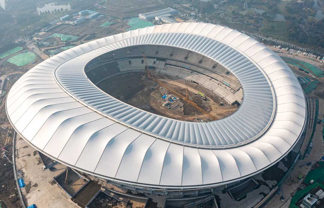 【無錫奧體中心】“羽翼”全舒展，水色天光下的白鷺“振翅高飛”