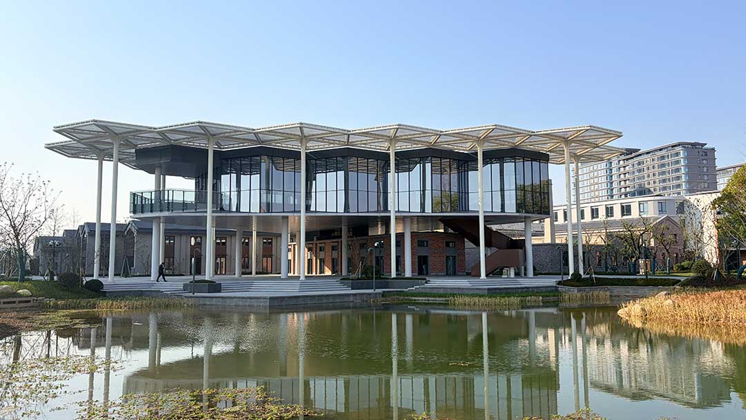 ETFE膜結(jié)構(gòu)倒傘核心優(yōu)勢(shì)在哪里？